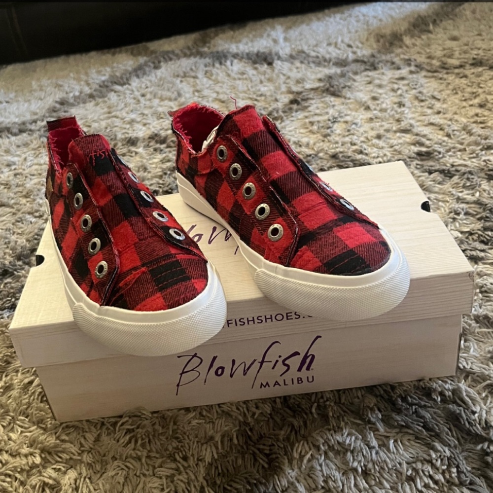 Women’s shoes